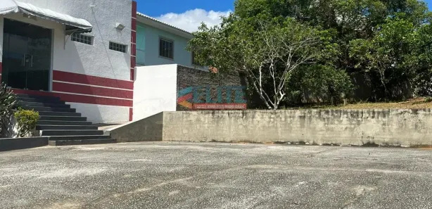 Loja / Salão / Ponto Comercial à venda, 390m² no Centro, Saquarema