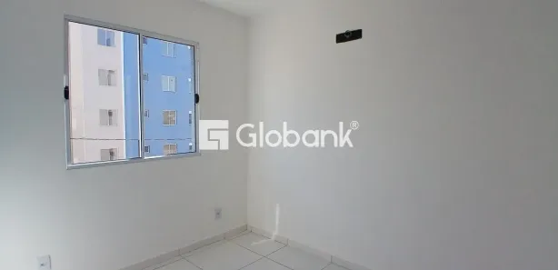 Apartamento com 2 Quartos para alugar, 45m² no São José, Montes Claros