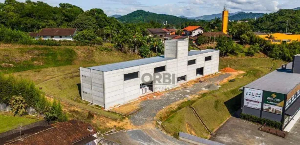 Galpão / Depósito / Armazém para alugar, 280m² no Do Salto, Blumenau