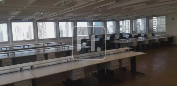 Conjunto Comercial / Sala para alugar, 486m² no Vila São Francisco (Zona Sul), São Paulo