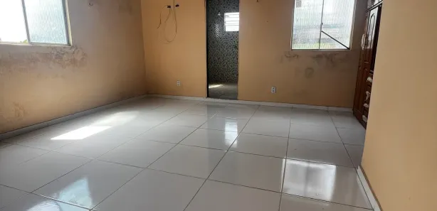 Sobrado com 5 Quartos para alugar, 250m² no , Marituba