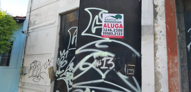 Prédio Inteiro para alugar, 180m² no Moura Brasil, Fortaleza