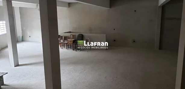 Galpão / Depósito / Armazém para alugar, 280m² no Jardim Maria Rosa, Taboão da Serra