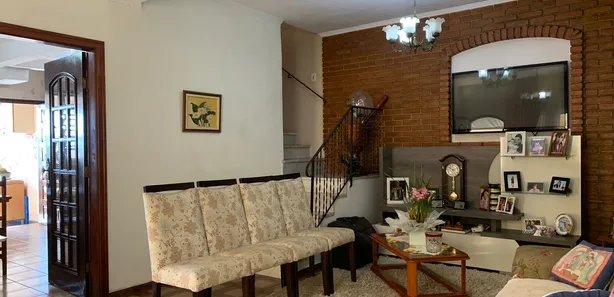 Sobrado com 2 Quartos à venda, 143m² no Centro Alto, Ribeirão Pires