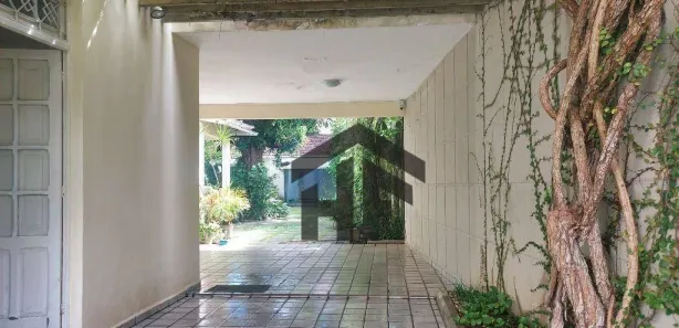 Casa com 4 Quartos para venda ou aluguel, 355m² no Santo Amaro, Recife