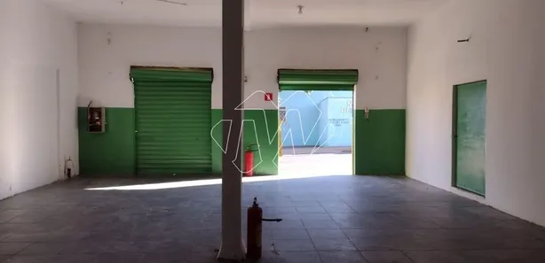 Loja / Salão / Ponto Comercial à venda, 684m² no Vila Xavier (Vila Xavier), Araraquara