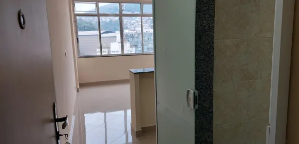 Apartamento com 1 Quarto para alugar, 30m² no Centro, Petrópolis