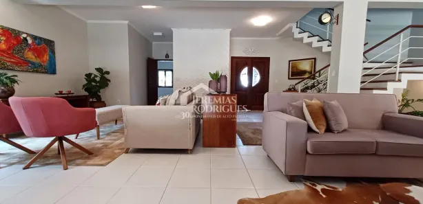 Casa de Condomínio com 4 Quartos para alugar, 384m² no Parque das Nações, Pindamonhangaba