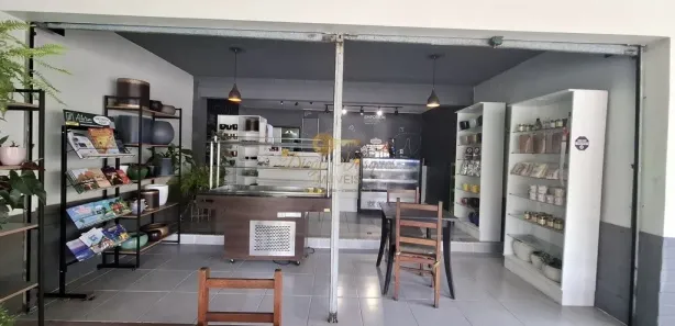 Loja / Salão / Ponto Comercial à venda, 100m² no Albuquerque, Teresópolis