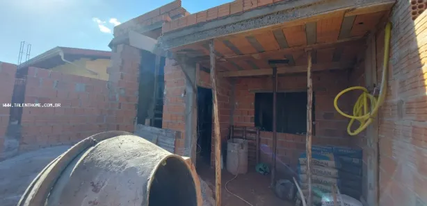 Casa com 3 Quartos à venda, 90m² no Brasília, Londrina