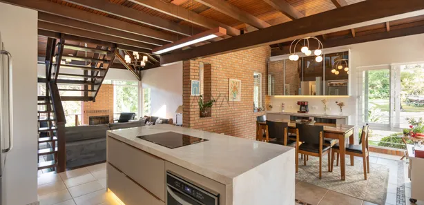 Fazenda / Sítio / Chácara com 3 Quartos à venda, 375m² no Ólhos d'Água, Campina Grande do Sul