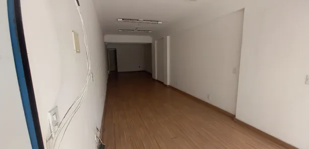 Loja / Salão / Ponto Comercial para alugar, 40m² no Centro, Nova Friburgo