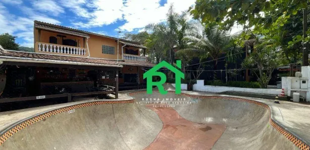 Hotel / Motel / Pousada com 20 Quartos à venda, 1000m² no Guaiúba, Guarujá