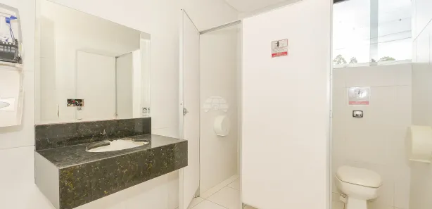 Terreno / Lote Comercial à venda, 695m² no Centro, Curitiba