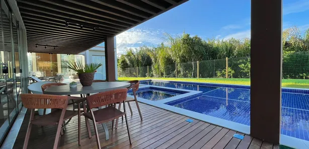 Casa de Condomínio com 6 Quartos à venda, 420m² no , Mata de São João