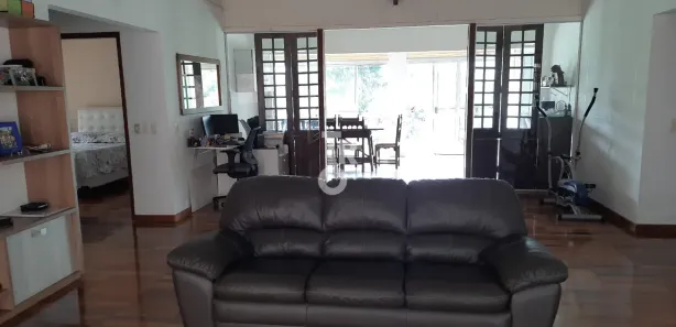 Fazenda / Sítio / Chácara com 3 Quartos à venda, 311m² no Chácaras do Guacuri, Itupeva