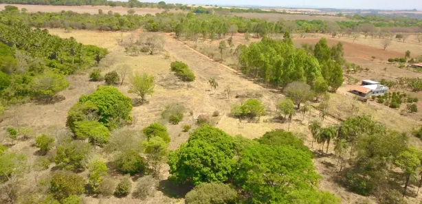 Terreno / Lote / Condomínio à venda, 27500m² no Jardim Barcelona, Bela Vista de Goiás