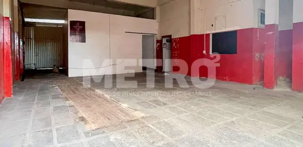 Galpão / Depósito / Armazém à venda, 122m² no Caminho do Sol, Petrolina