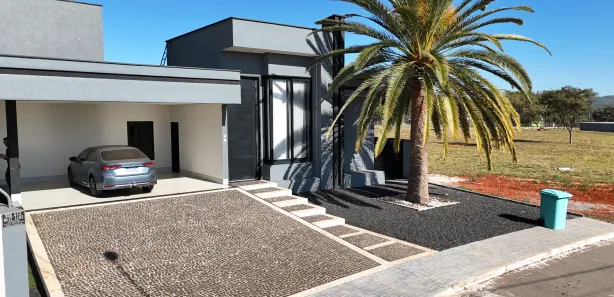 Casa de Condomínio com 4 Quartos à venda, 350m² no , Hidrolândia
