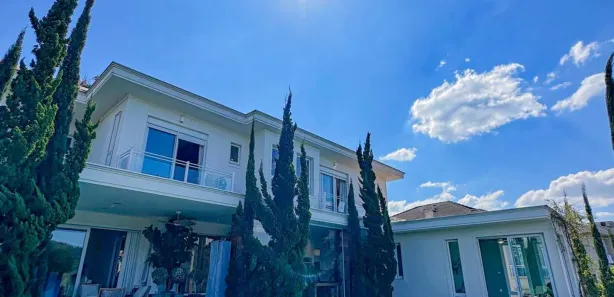 Casa de Condomínio com 4 Quartos para venda ou aluguel, 820m² no Alphaville, Santana de Parnaíba