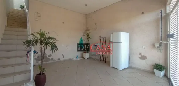 Sobrado com 3 Quartos à venda, 120m² no Jardim Alto Alegre (São Rafael), São Paulo