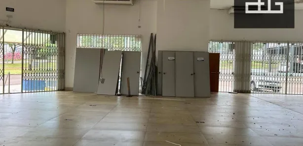 Prédio Inteiro à venda, 800m² no Centro, Cascavel