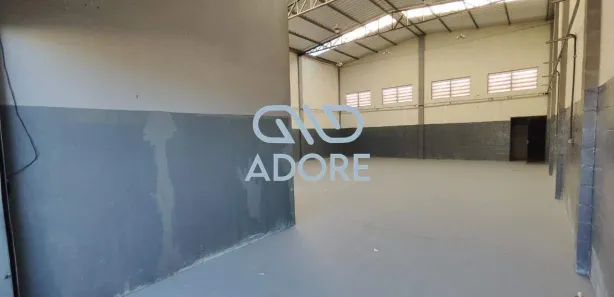 Galpão / Depósito / Armazém para alugar, 270m² no Distrito Industrial do Lageado, Salto