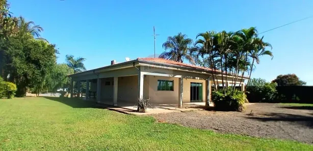 Fazenda / Sítio / Chácara com 3 Quartos à venda, 351m² no Nossa Senhora Aparecida I, Saltinho