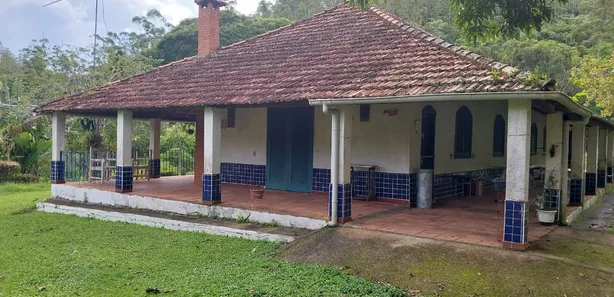 Fazenda / Sítio / Chácara com 5 Quartos à venda, 812663m² no Área Rural de Resende, Resende