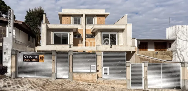 Sobrado com 3 Quartos à venda, 218m² no Ahú, Curitiba