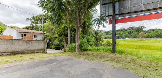Fazenda / Sítio / Chácara com 4 Quartos à venda, 142m² no Santo Antônio, São José dos Pinhais