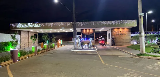 Casa de Condomínio com 2 Quartos para venda ou aluguel, 120m² no Jardim Decolores, Trindade