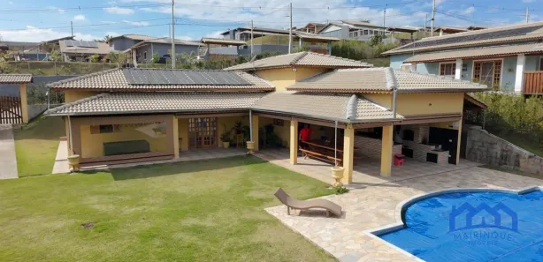 Fazenda / Sítio / Chácara com 3 Quartos à venda, 1250m² no , Mairinque