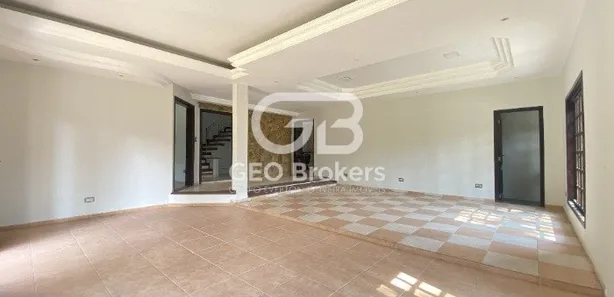 Fazenda / Sítio / Chácara com 4 Quartos para alugar, 390m² no Condomínio Lagoinha, Jacareí