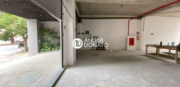 Loja / Salão / Ponto Comercial à venda, 250m² no São José, Uberaba