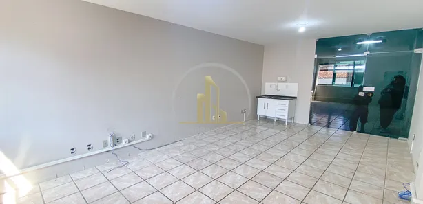 Conjunto Comercial / Sala para venda ou aluguel, 25m² no Centro, Guarapari