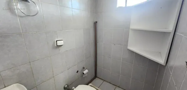 Loja / Salão / Ponto Comercial para alugar, 80m² no Lagoa Dourada, Londrina