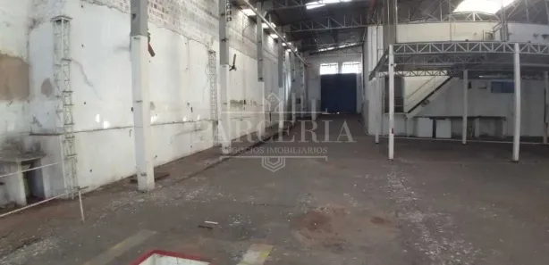 Galpão / Depósito / Armazém para alugar, 660m² no Vila Bandeirantes, Araçatuba