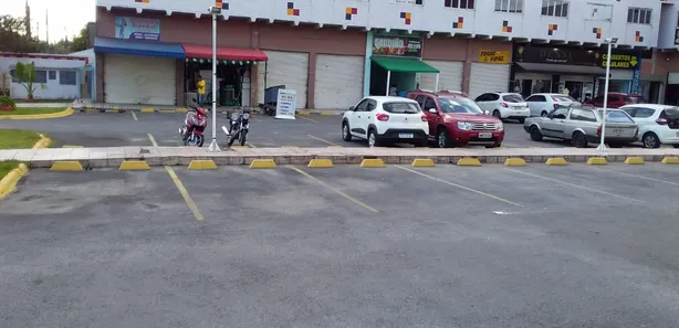 Loja / Salão / Ponto Comercial à venda, 1705m² no Boqueirão, Curitiba