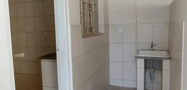 Casa com 1 Quarto para alugar, 50m² no Monte Castelo, São José dos Campos