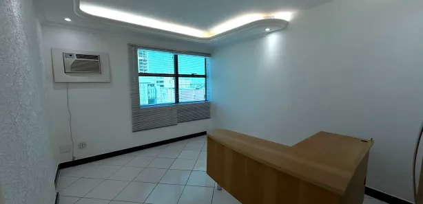 Conjunto Comercial / Sala com 4 Quartos à venda, 70m² no Taguatinga Centro, Brasília