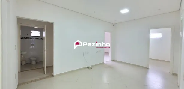 Conjunto Comercial / Sala para alugar, 139m² no Centro, Limeira