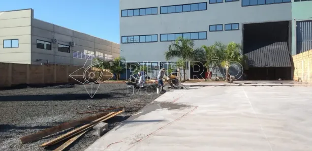 Loja / Salão / Ponto Comercial para alugar, 1550m² no Industrial, Cravinhos