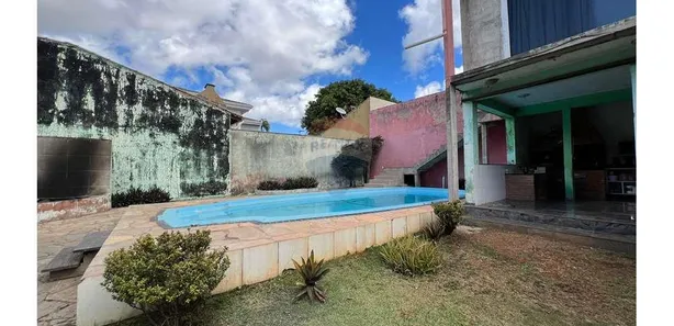 Casa com 2 Quartos à venda, 200m² no Região dos Lagos, Brasília