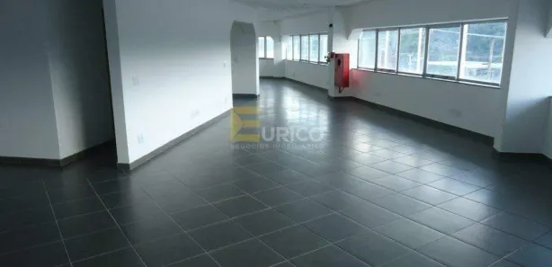 Galpão / Depósito / Armazém para alugar, 690m² no Distrito Industrial Alfredo Relo, Itatiba