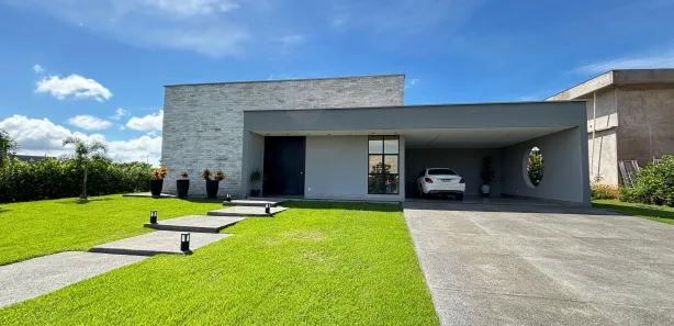 Casa de Condomínio com 4 Quartos à venda, 232m² no Setor Central, Hidrolândia