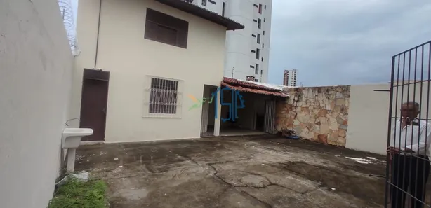 Loja / Salão / Ponto Comercial à venda, 360m² no Lagoa Nova, Natal