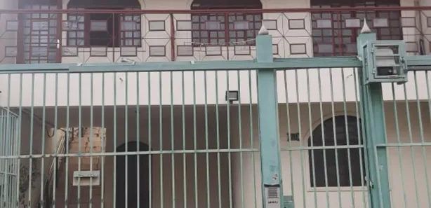 Casa com 8 Quartos à venda, 300m² no Riacho Fundo I, Brasília