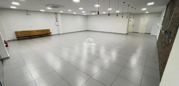 Conjunto Comercial / Sala para alugar, 341m² no Amizade, Jaraguá do Sul