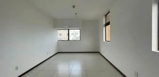 Prédio Inteiro para alugar, 26m² no Pituba, Salvador